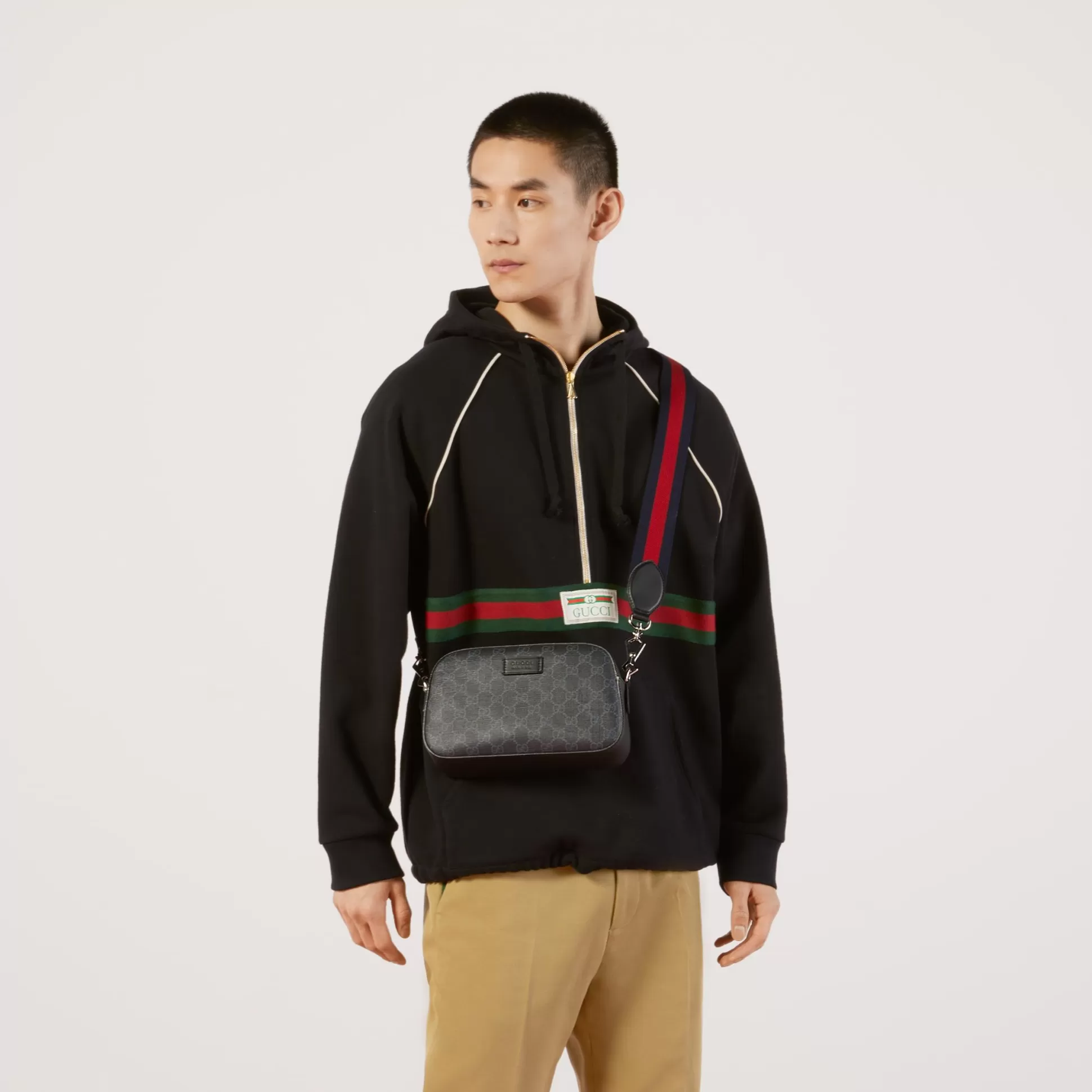 GUCCI Gg Black Crossbody Bag-Men Small Bags & Pouches