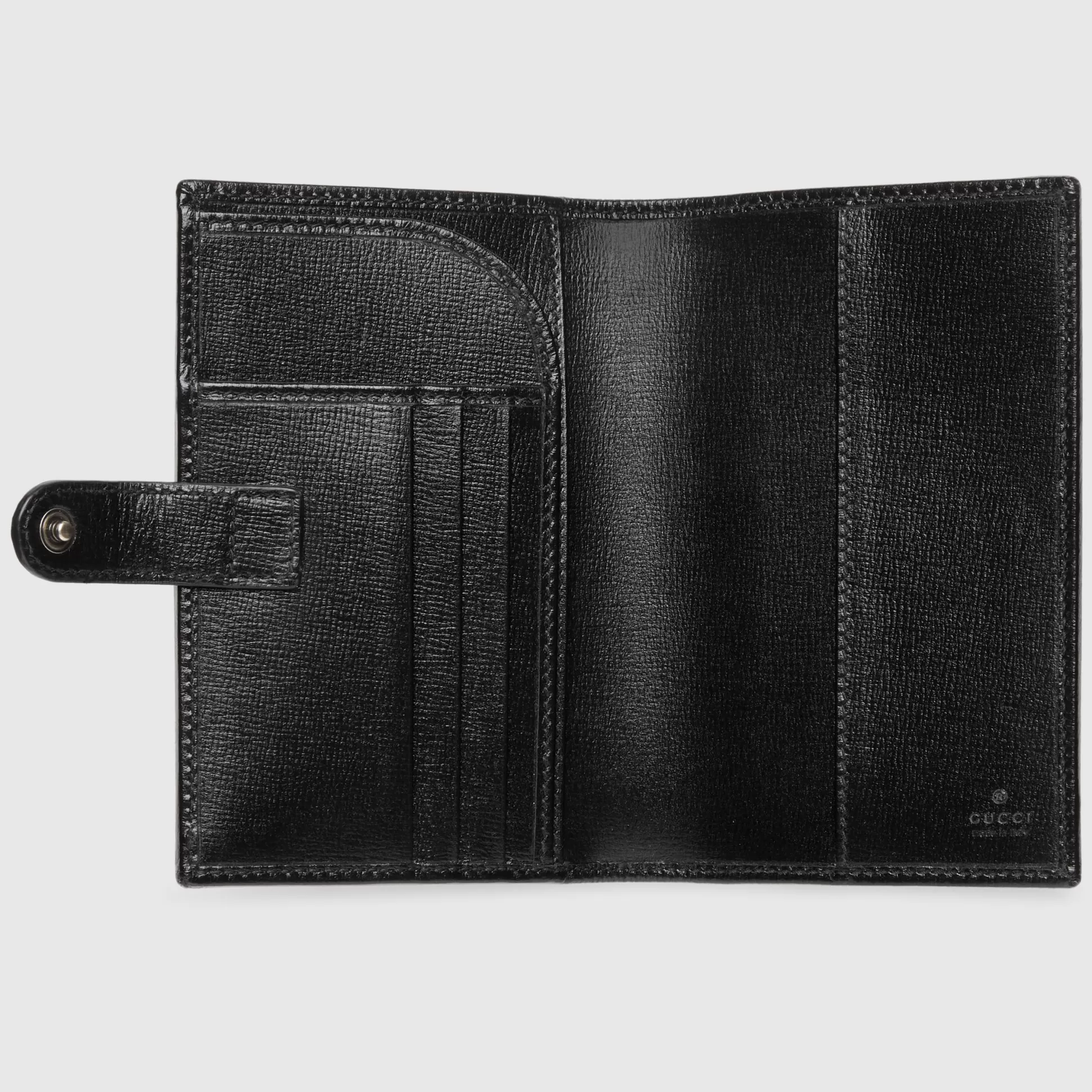 GUCCI Gg Passport Case With Interlocking G-Men Bi-Fold Wallets